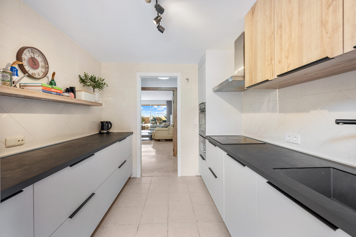 2 bedroom Apartments for sale in Elviria – R5324800