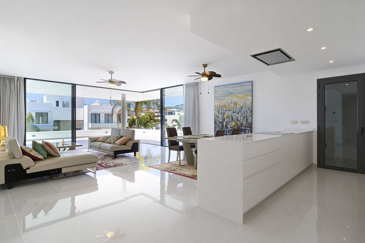 3 bedroom Apartments for sale in Nueva Milla de Oro – R5309206