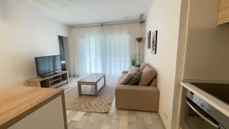 1 bedroom Apartments for sale in Las Brisas – R5288785