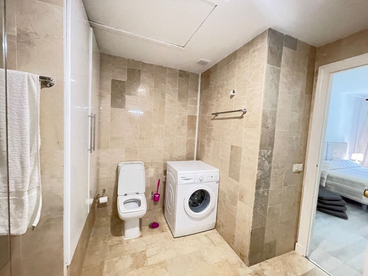 1 bedroom Apartments for sale in Las Brisas – R5288785