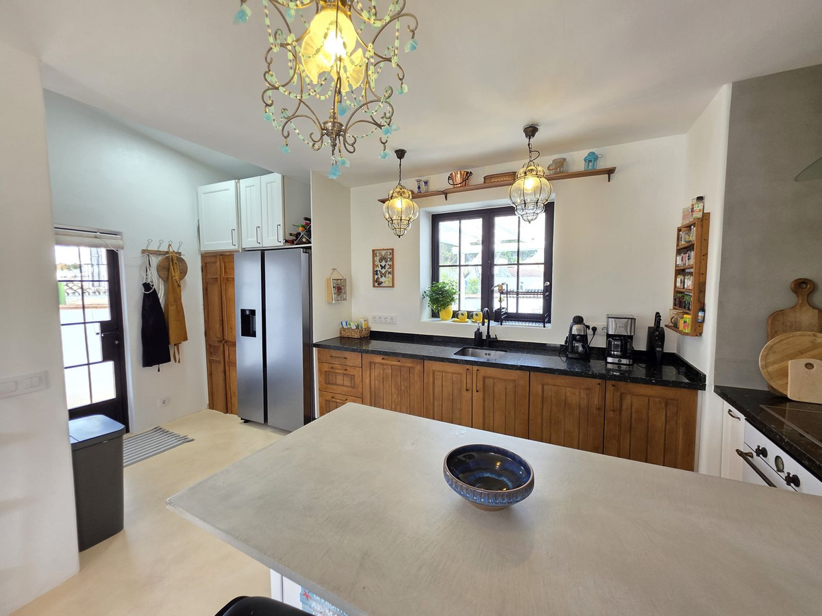 3 bedroom Villas for sale in Calahonda – R5316937 3 bedroom Villas for sale in Calahonda – R5316937