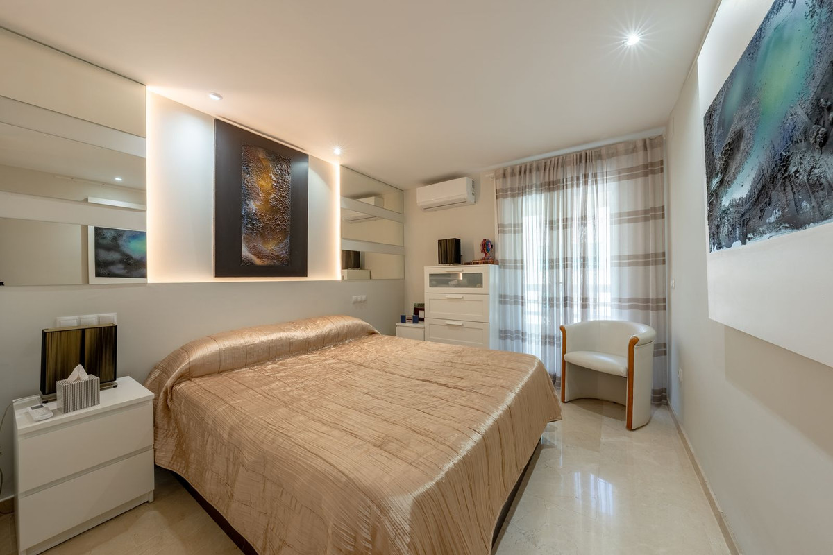Apartamentos de 2 dormitorios en venta en Marbella – R5135422