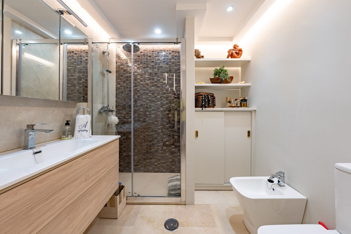 Apartamentos de 2 dormitorios en venta en Marbella – R5135422