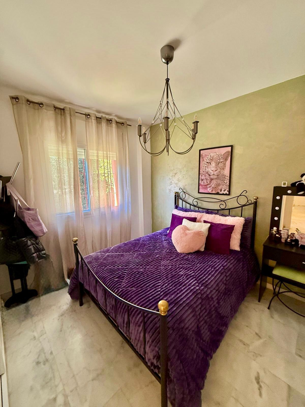 2 bedroom Apartments for sale in Marbella – R5314411