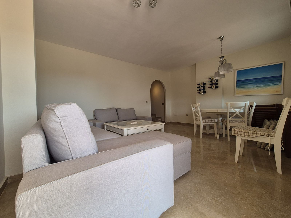 3 bedroom Apartments for sale in Milla de Oro – R5227660