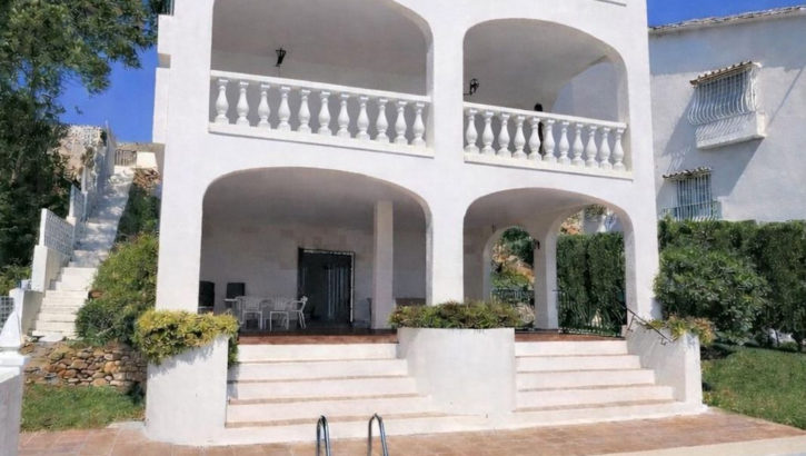 Villas de 4 dormitorios en venta en Mijas – R5338618 Villas de 4 dormitorios en venta en Mijas – R5338618 en