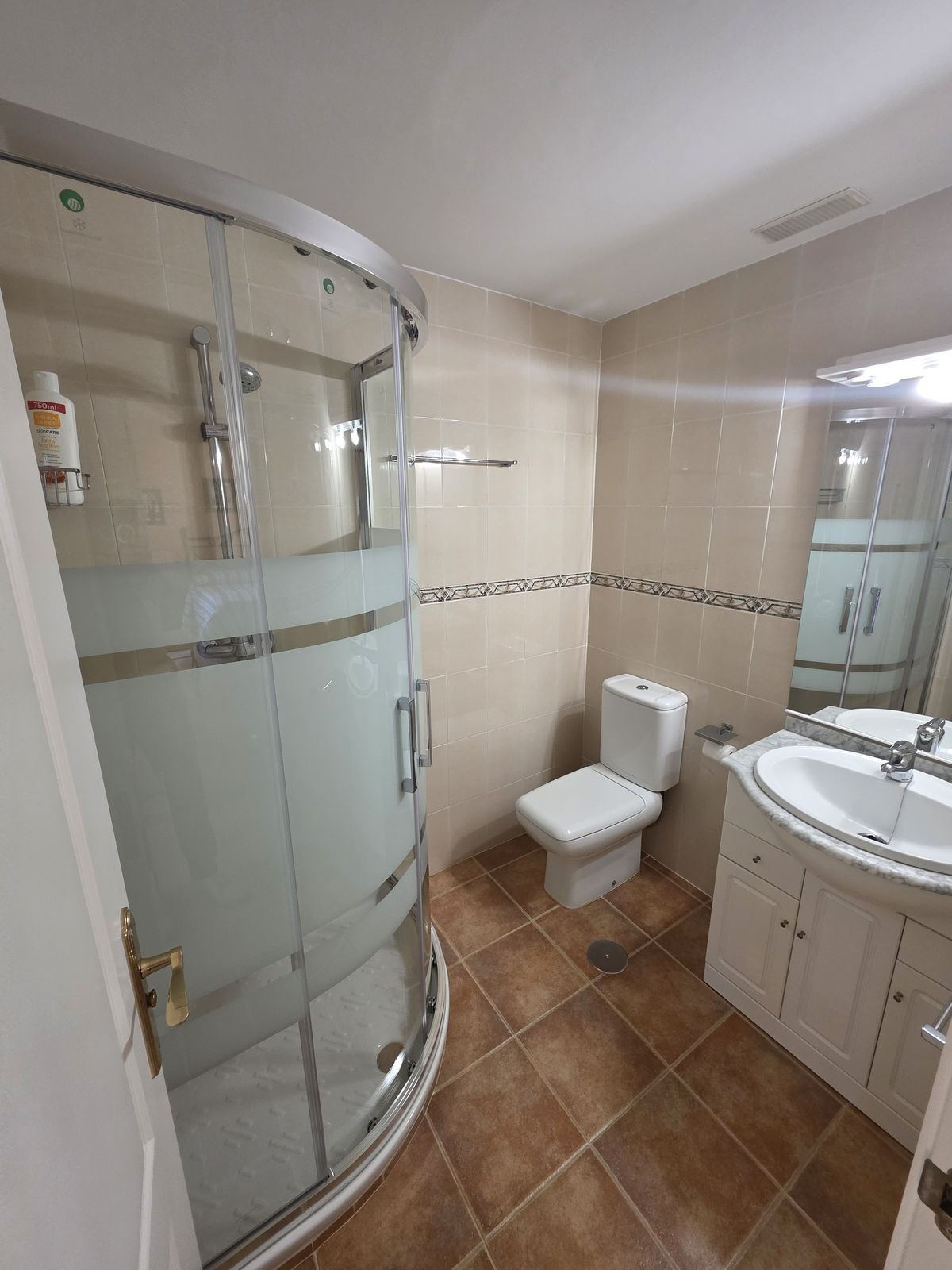 2 bedroom Apartments for sale in La Cala de Mijas – R5322328