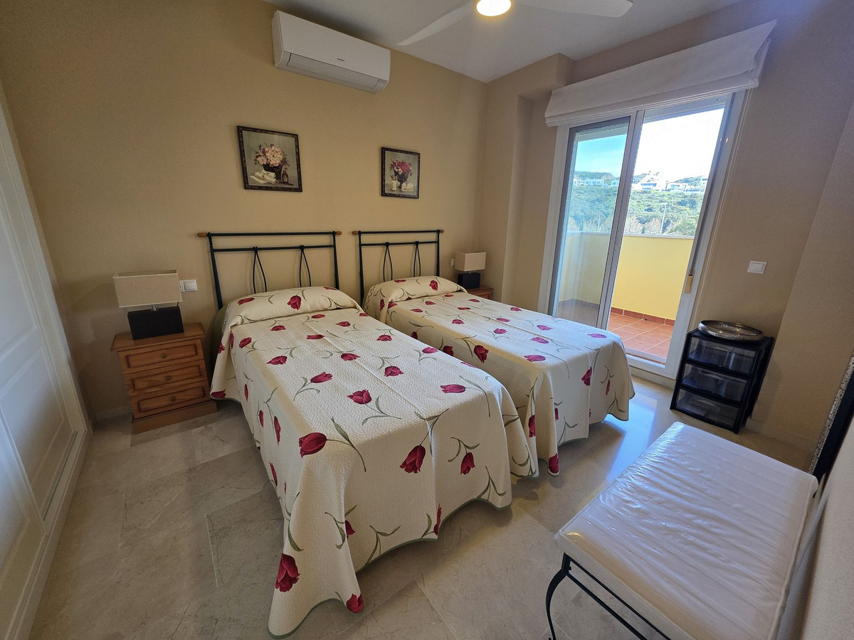 2 bedroom Apartments for sale in La Cala de Mijas – R5322328