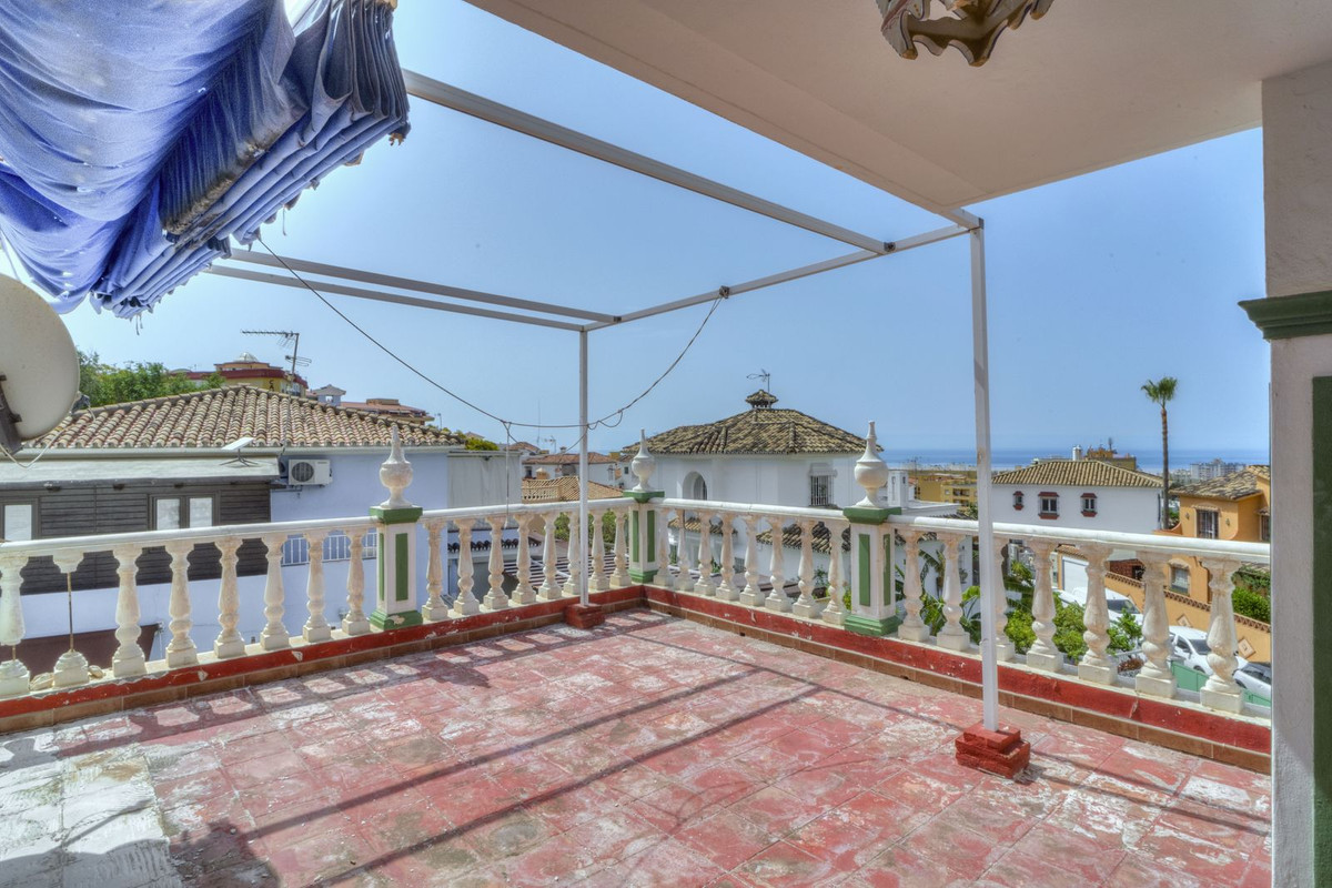 4 bedroom Semi-detached for sale in Marbella – R5071354