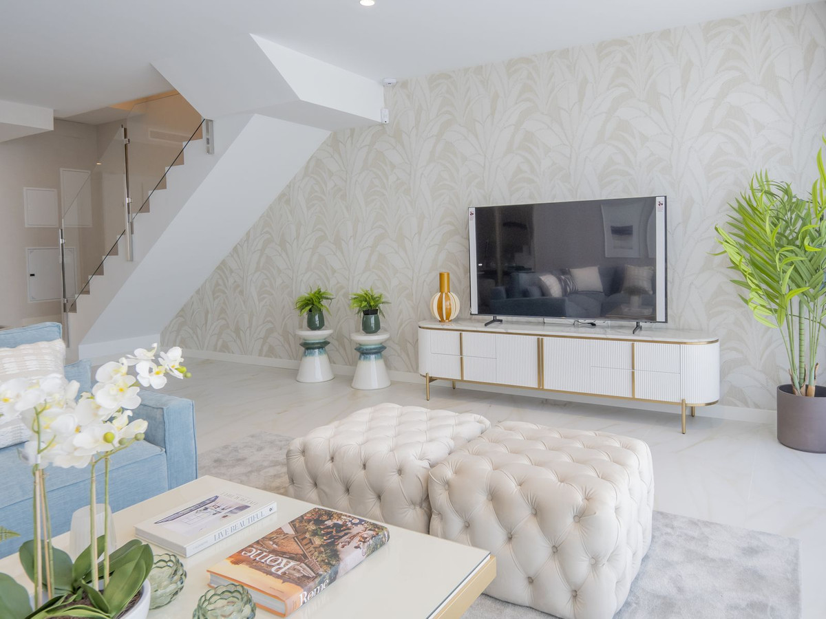 4 bedroom Townhouses for sale in Marbella – R5329864