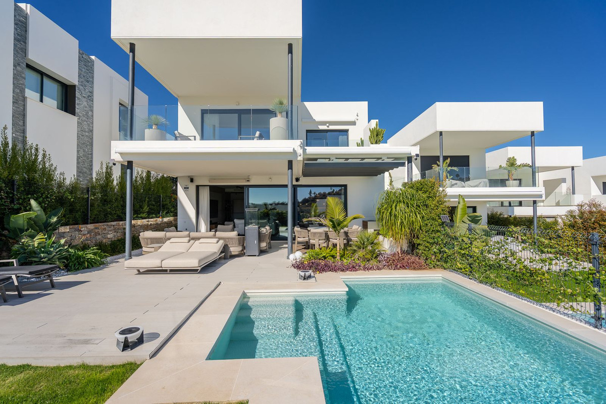 4 bedroom Semi-detached for sale in Santa Clara – R5333029 4 bedroom Semi-detached for sale in Santa Clara – R5333029