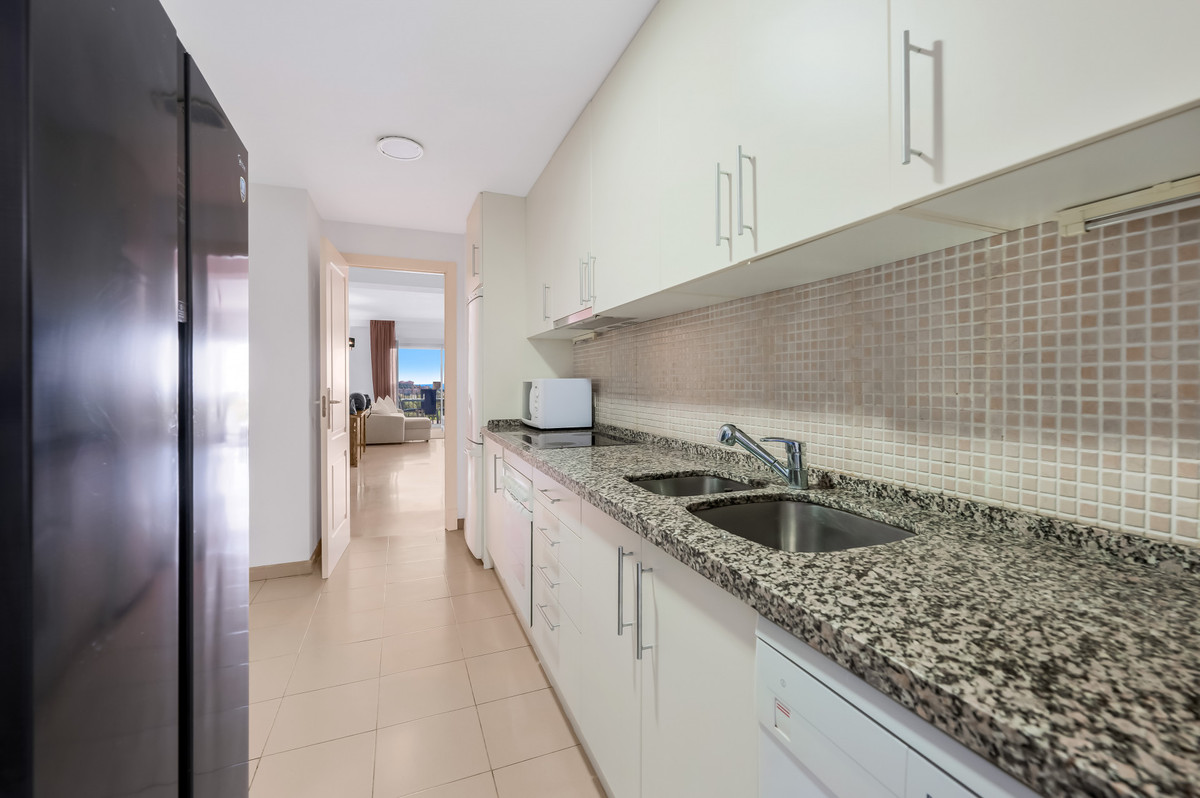 2 bedroom Apartments for sale in La Quinta – R5244526