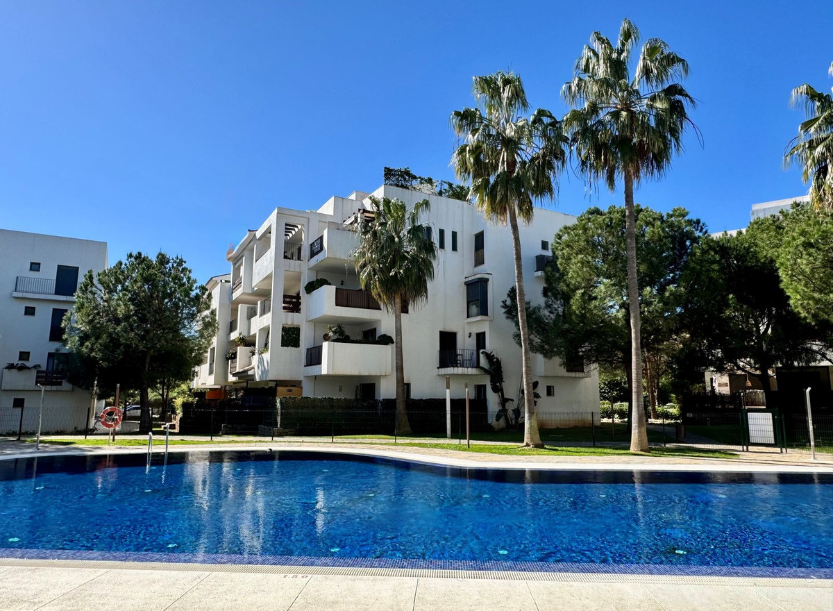 2 bedroom Apartments for sale in La Cala de Mijas – R5314510