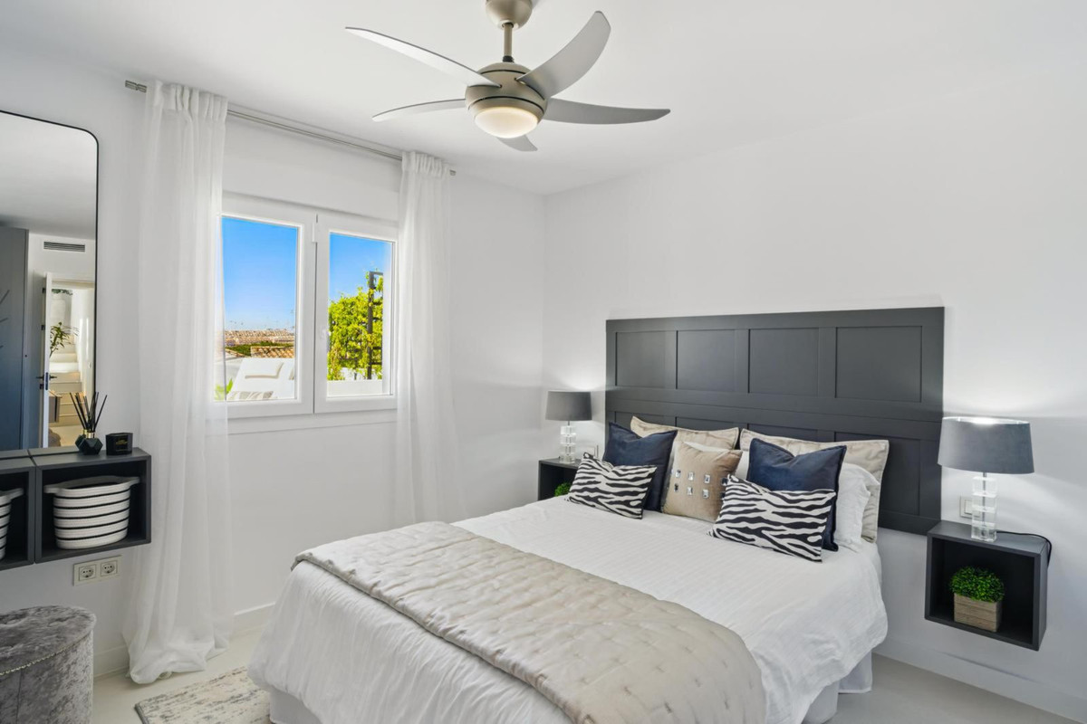 Villas de 4 dormitorios en venta en La Cala de Mijas – R5023474