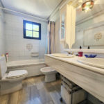 Aticos de 2 dormitorios en venta en Calahonda – R5330479