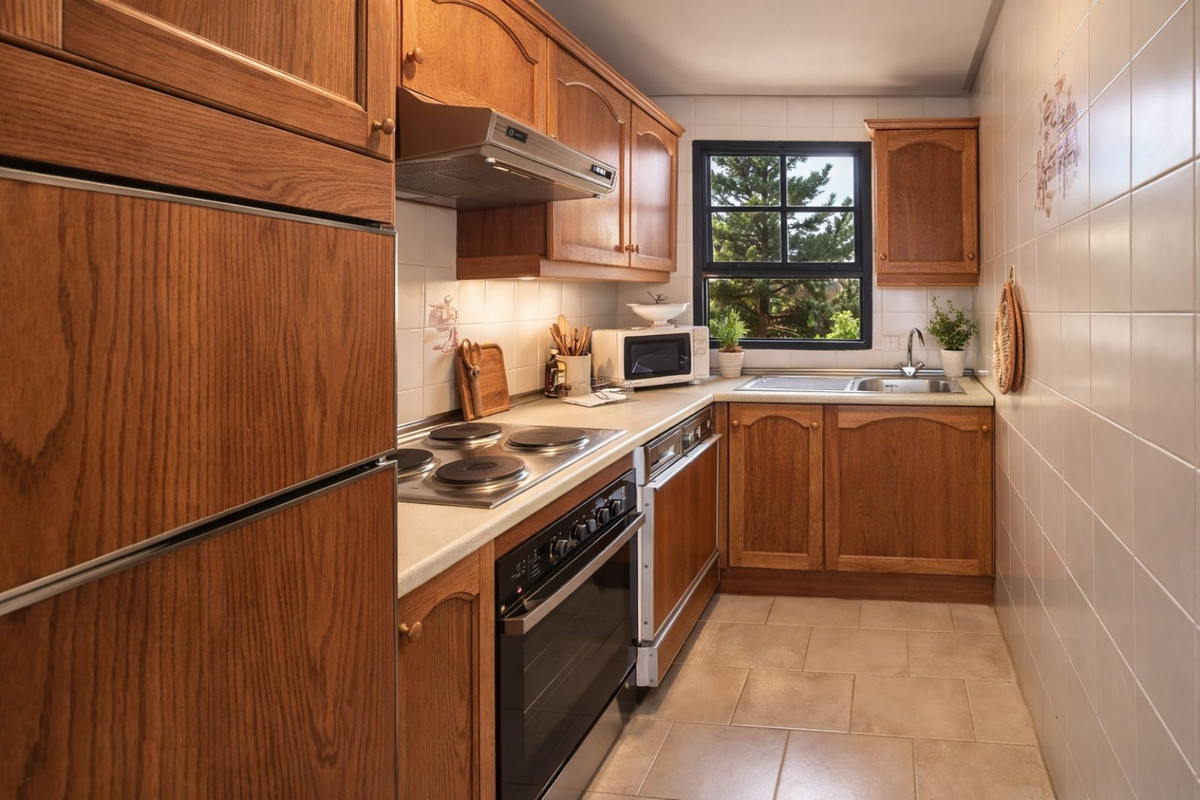 Aticos de 2 dormitorios en venta en Calahonda – R5330479