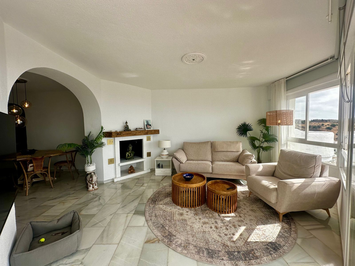 3 bedroom Penthouses for sale in Calahonda – R5170804