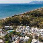 Apartamentos de 4 dormitorios en venta en Elviria – R5293117