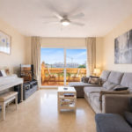 Apartamentos de 4 dormitorios en venta en Mijas – R5318770