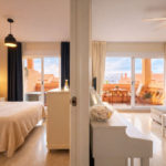 Apartamentos de 4 dormitorios en venta en Mijas – R5318770