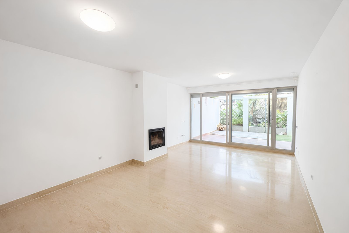 1 bedroom Apartments for sale in La Cala de Mijas – R5223538