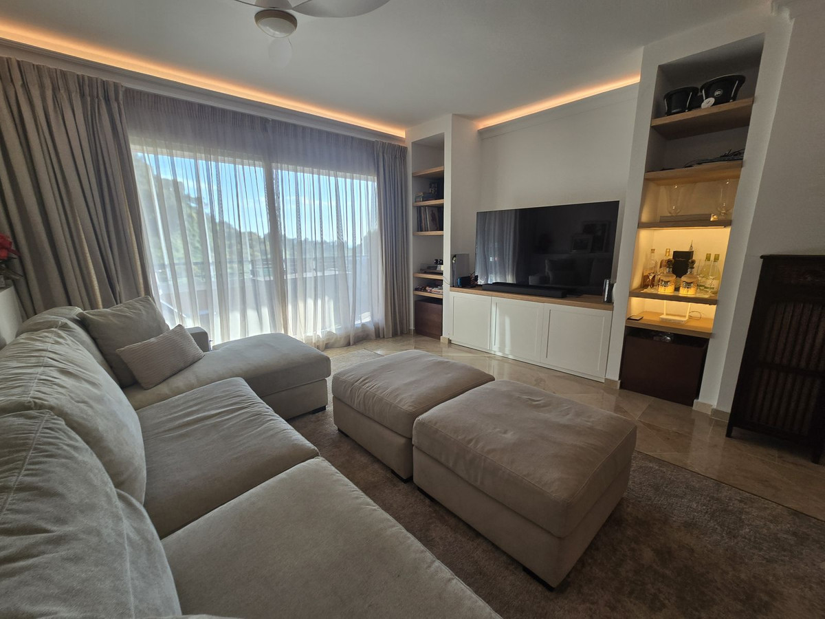 2 bedroom Apartments for sale in Calahonda – R5324626