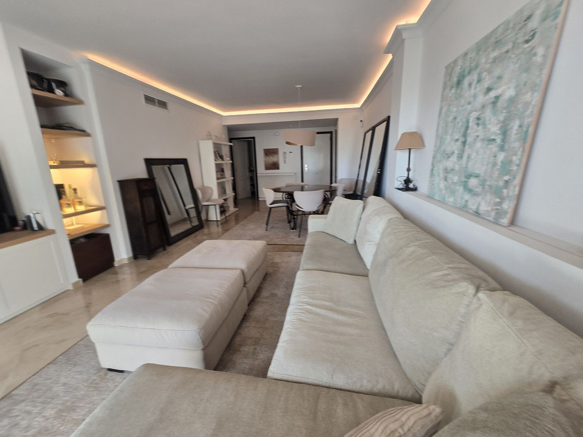 2 bedroom Apartments for sale in Calahonda – R5324626