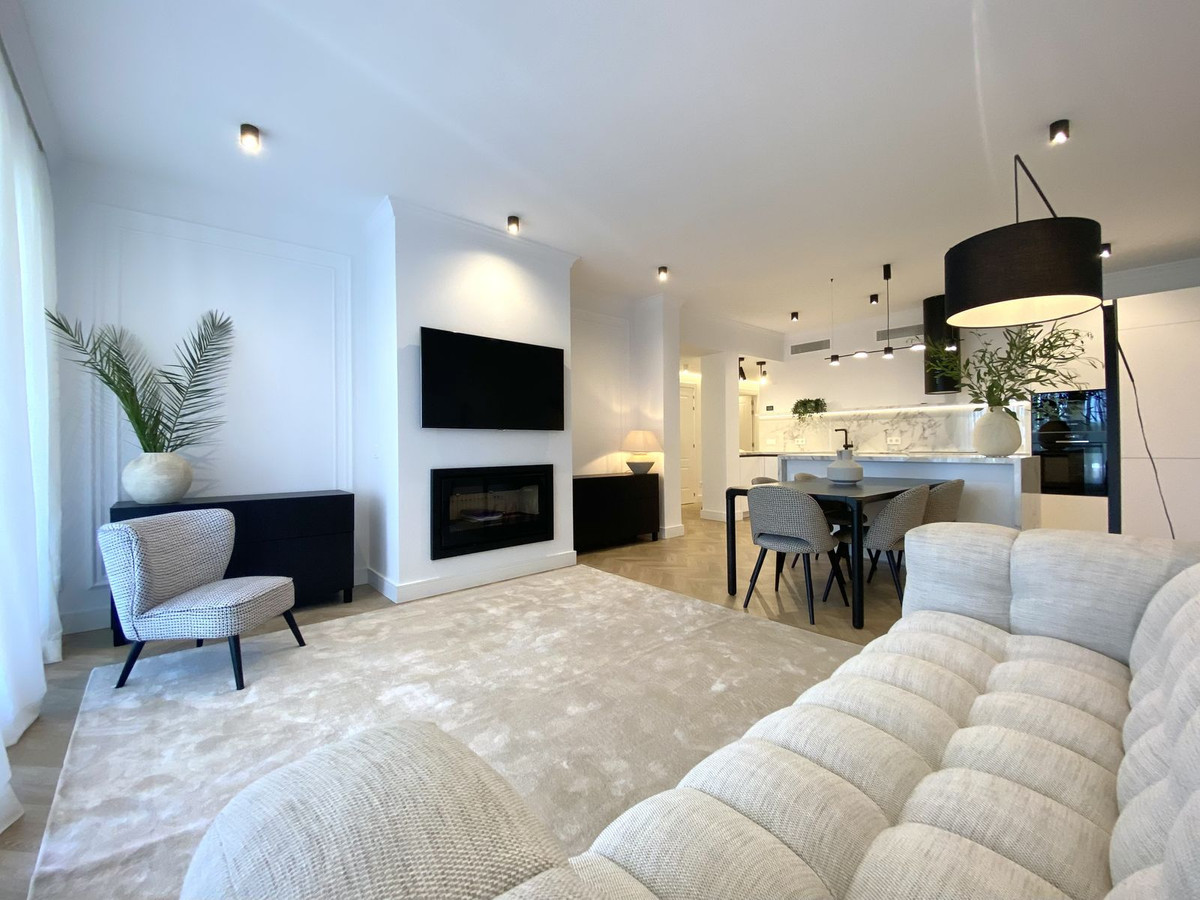 Apartamentos de 3 dormitorios en venta en Nueva Milla de Oro – R5037415