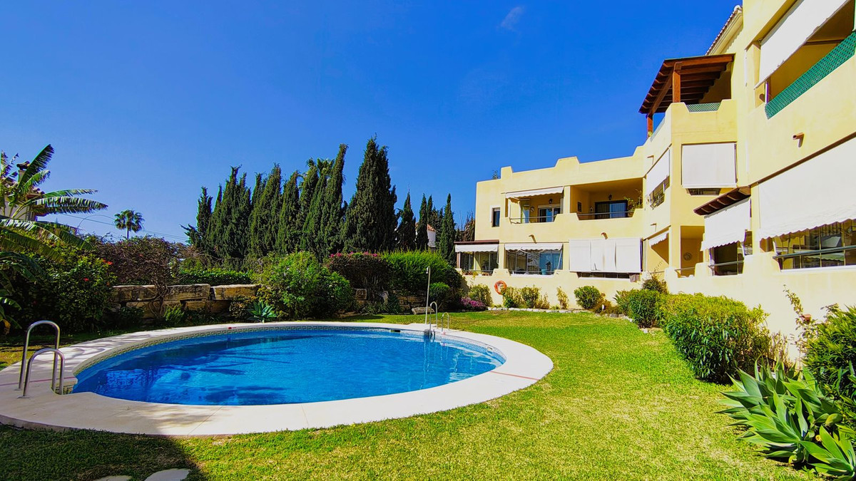 2 bedroom Apartments for sale in Marbella – R5320837