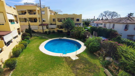 2 bedroom Apartments for sale in Marbella – R5320837