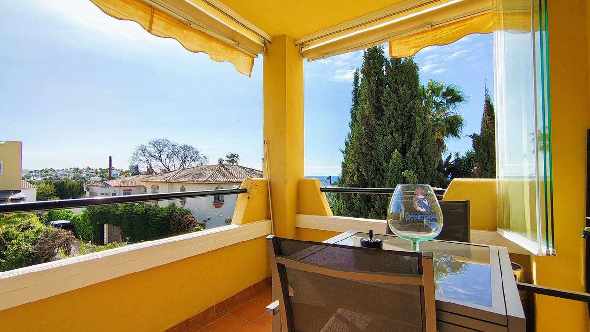 2 bedroom Apartments for sale in Marbella – R5320837