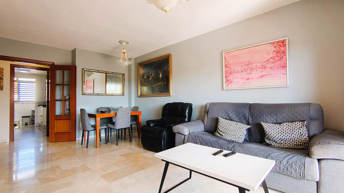 2 bedroom Apartments for sale in Marbella – R5320837