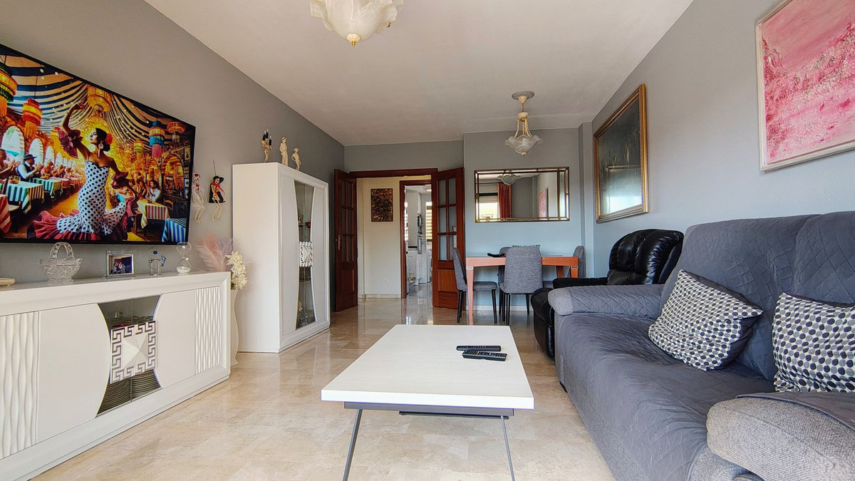 2 bedroom Apartments for sale in Marbella – R5320837