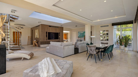 Villas de 3 dormitorios en venta en Marbella – R5304772