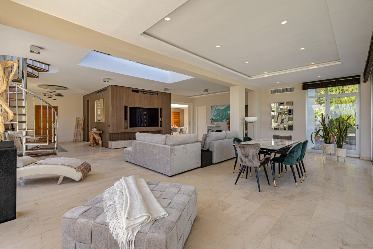 Villas de 3 dormitorios en venta en Marbella – R5304772