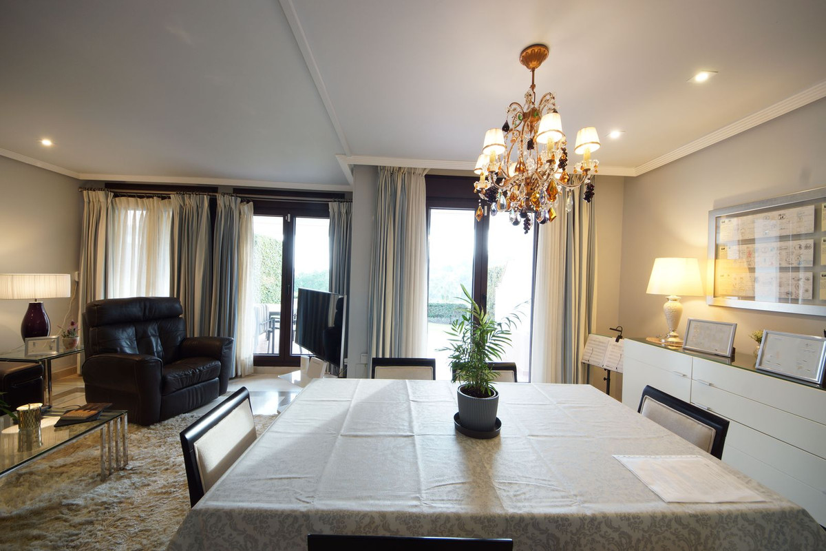 2 bedroom Apartments for sale in Los Arqueros – R5318491