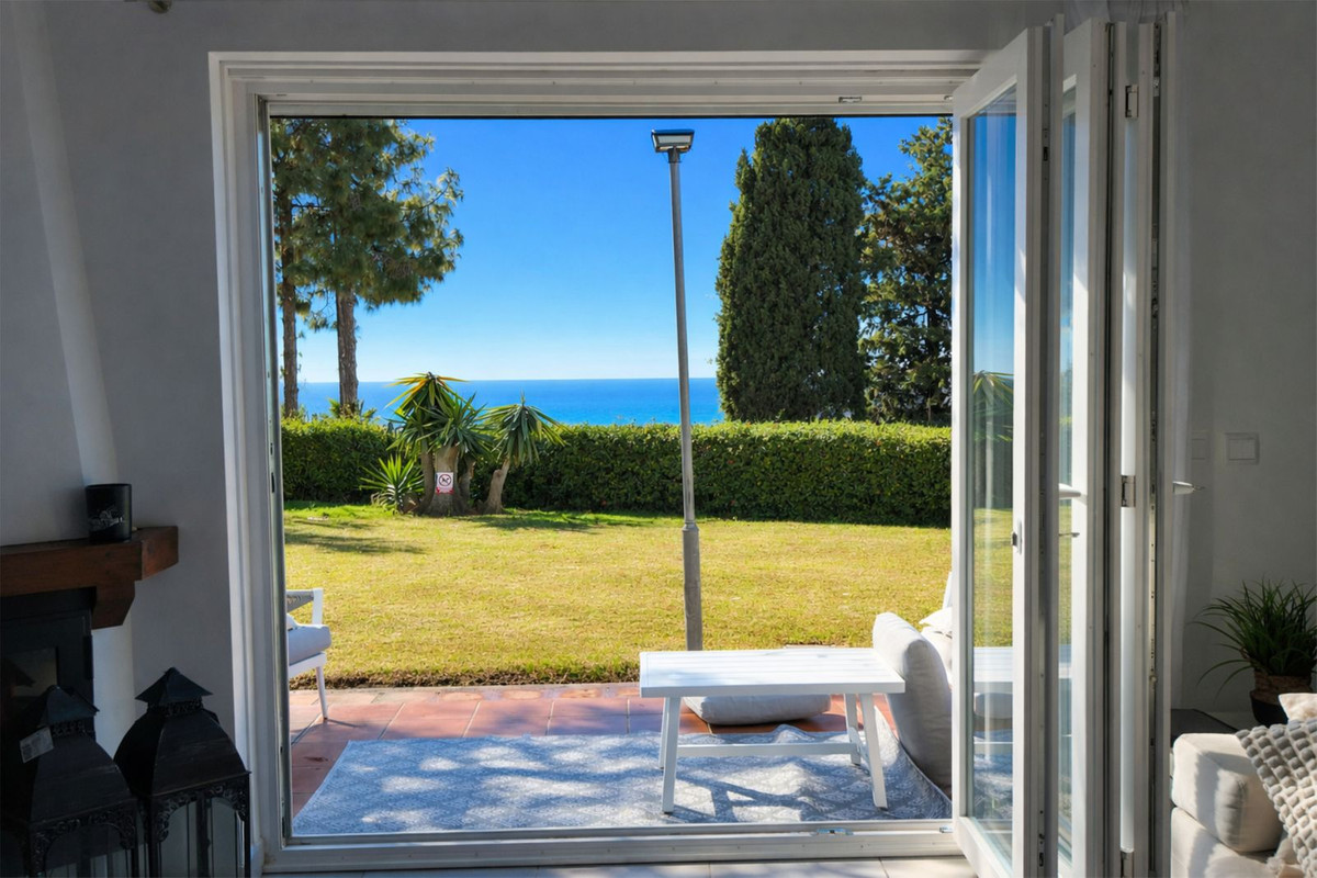 2 bedroom Apartments for sale in Calahonda – R5292907