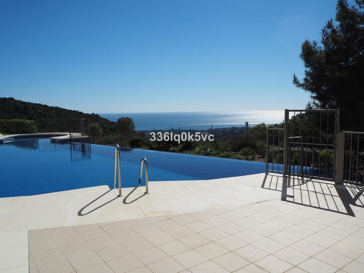 2 bedroom Apartments for sale in Altos de los Monteros – R5311864