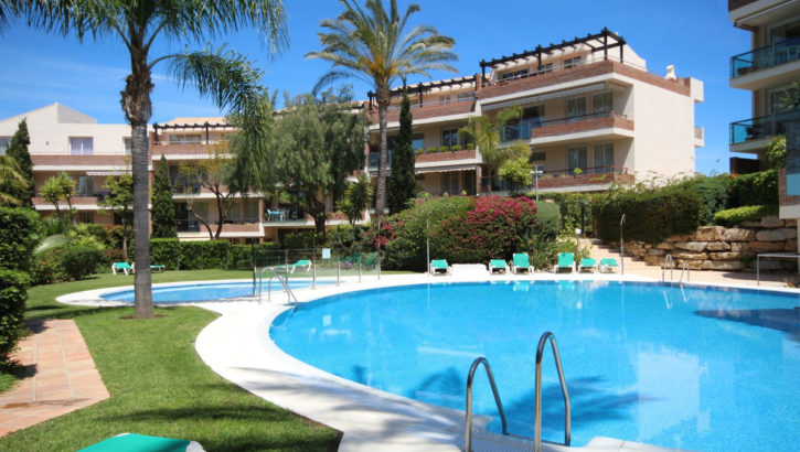 Apartamentos de 2 dormitorios en venta en Riviera del Sol – R5320168 en 