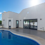 Villas de 6 dormitorios en venta en La Cala de Mijas – R5286430