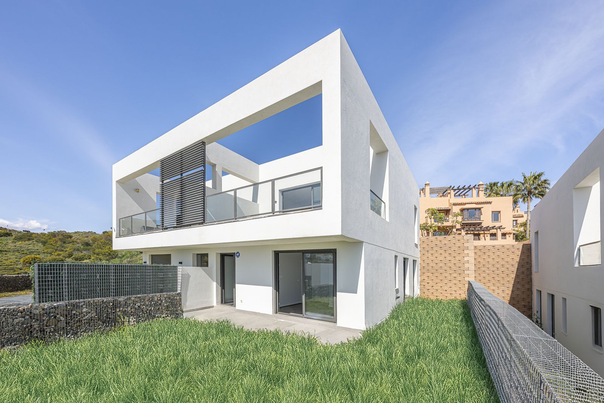 Adosados de 3 dormitorios en venta en Riviera del Sol – R5324866