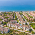 Apartamentos de 2 dormitorios en venta en Elviria – R5132773