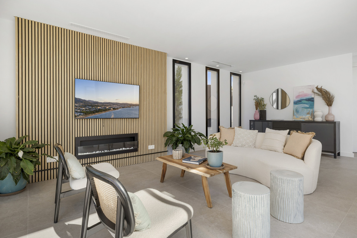 5 bedroom Villas for sale in Marbesa – R5245474 5 bedroom Villas for sale in Marbesa – R5245474