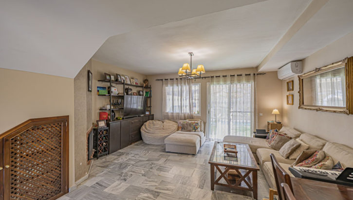 Adosados de 4 dormitorios en venta en Marbella – R5320681 en 