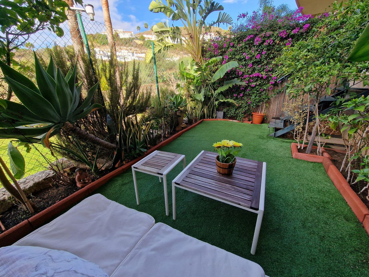 3 bedroom Apartments for sale in Riviera del Sol – R5288461