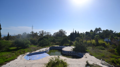 Parcelas en venta en Sierra Blanca – R2300330