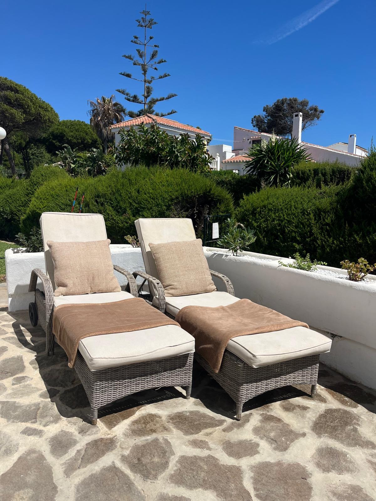 2 bedroom Townhouses for sale in Miraflores – R5317126