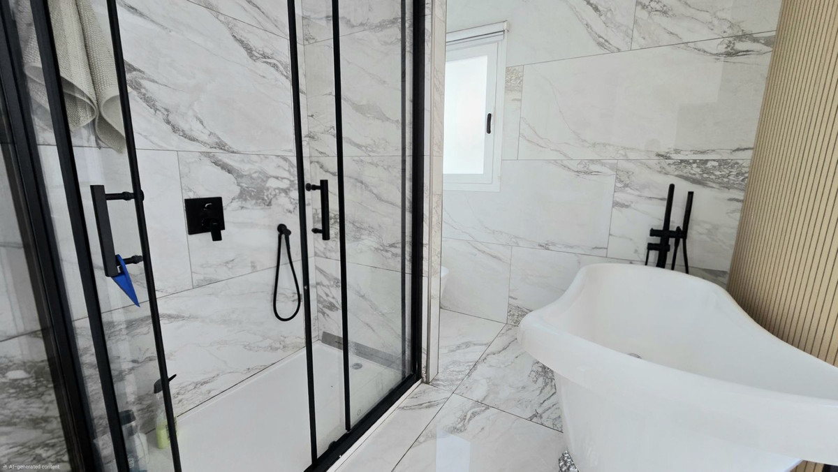 8 bedroom Villas for sale in Riviera del Sol – R5338420 8 bedroom Villas for sale in Riviera del Sol – R5338420