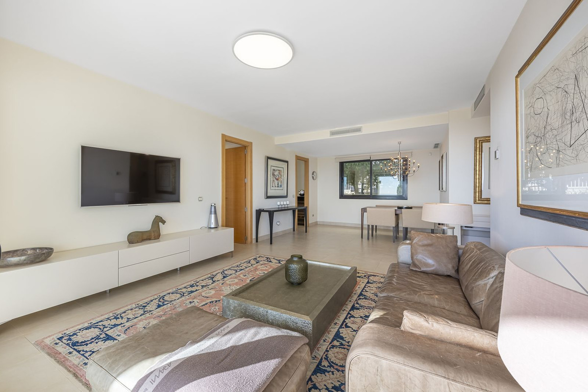 Apartamentos de 3 dormitorios en venta en Marbella – R5311732