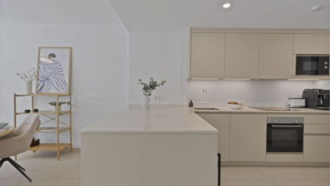 Apartamentos de 2 dormitorios en venta en Elviria – R5324530